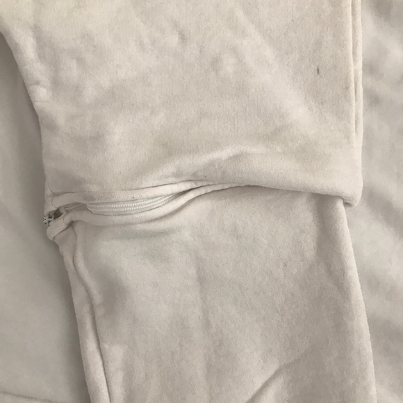 HLZ BLZ White Joggers w Zipper Detail - Picture 5 of 5